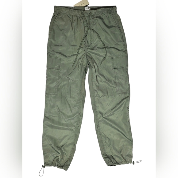 Pistola Jade Lightweight Cargo Pant NWT - Picture 3 of 13
